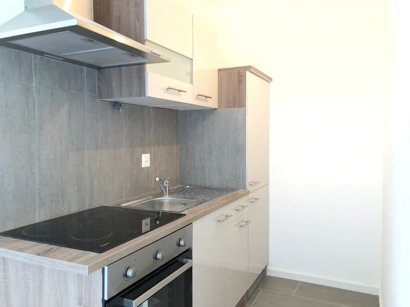 Helles Studio nur wenige Schritte vom Bahnhof entfernt - Foto 3 von 6