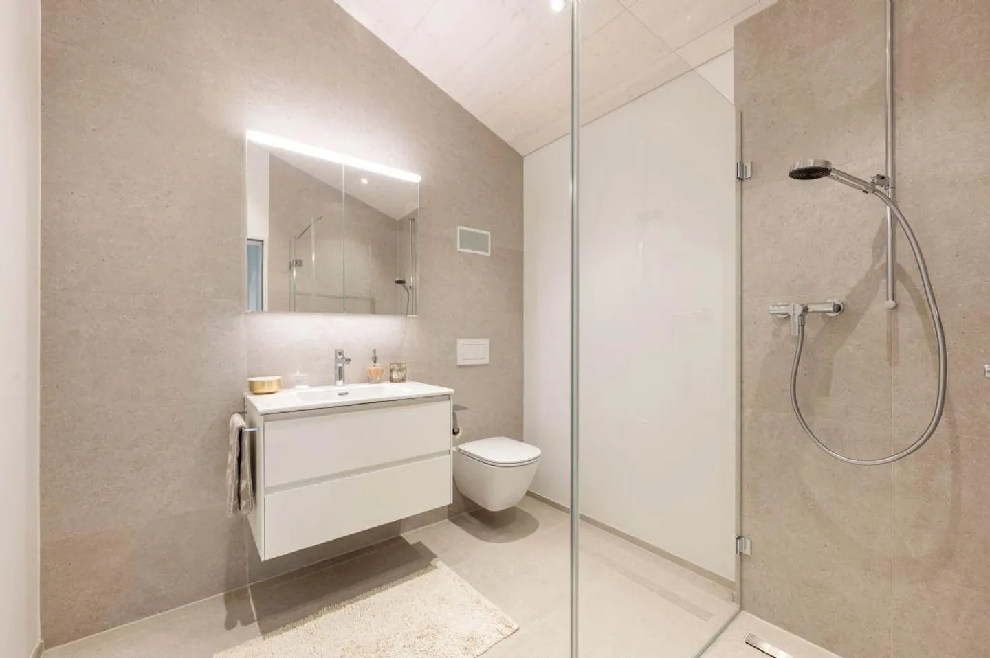 DERNIER PENTHOUSE | SPACIEUX | CHARMANT | CRÉATIF - Photo 10 sur 13