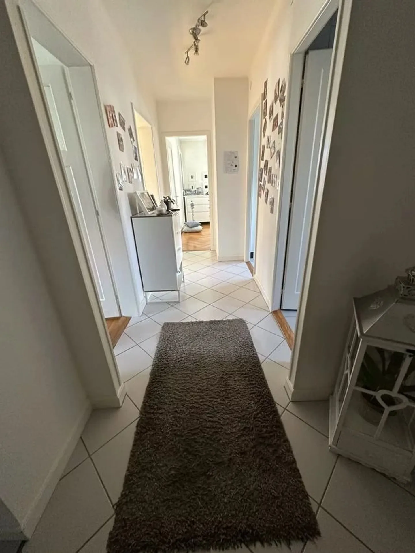 4,5-Zimmer-Wohnung im 1. Stock mit Concierge-Service - Foto 2 von 9