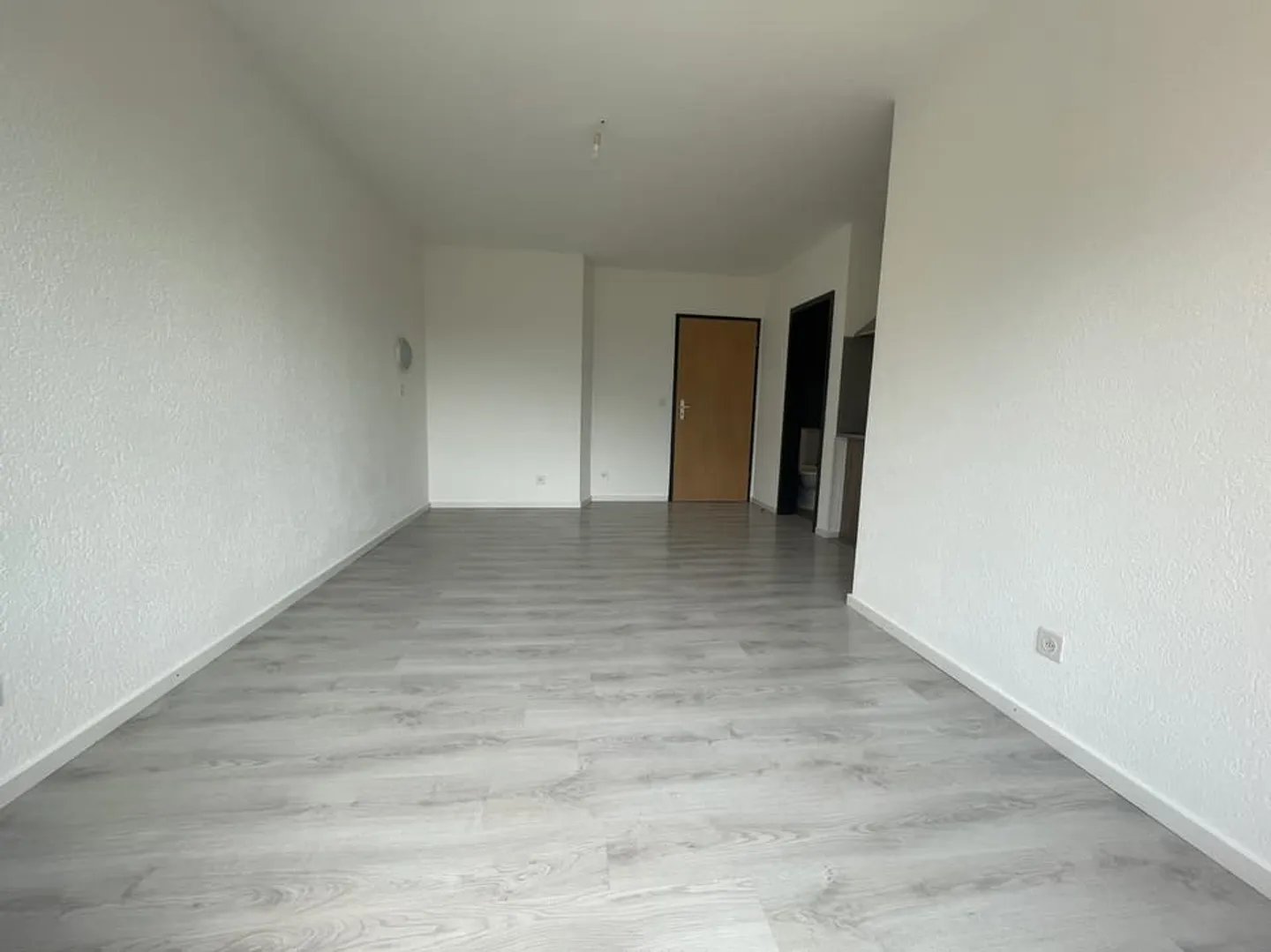 Helles Studio nur wenige Schritte vom Bahnhof entfernt - Foto 5 von 6