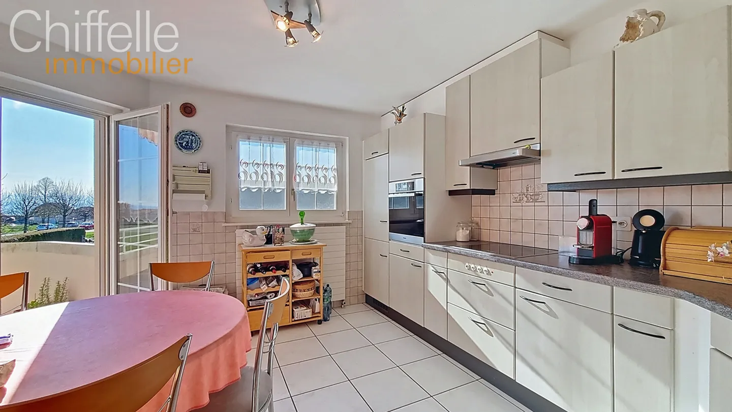 Very nice 4.5 room apartment 110 m2 quiet and bright! - Photo 1 of 13