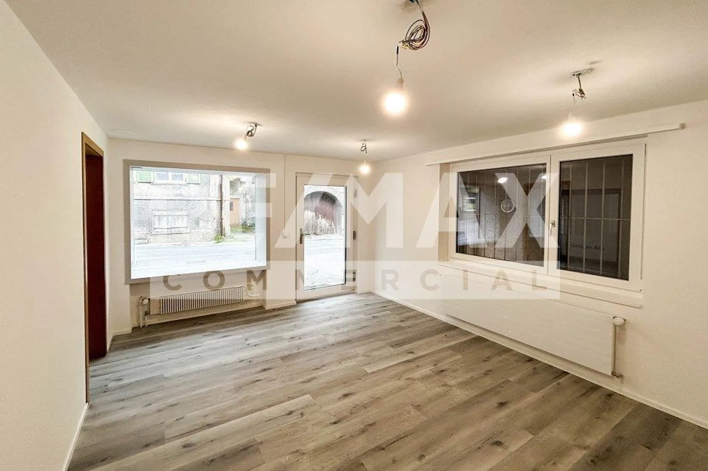 Espace de vente ou bureau récemment rénové à Zizers - Photo 8 sur 8