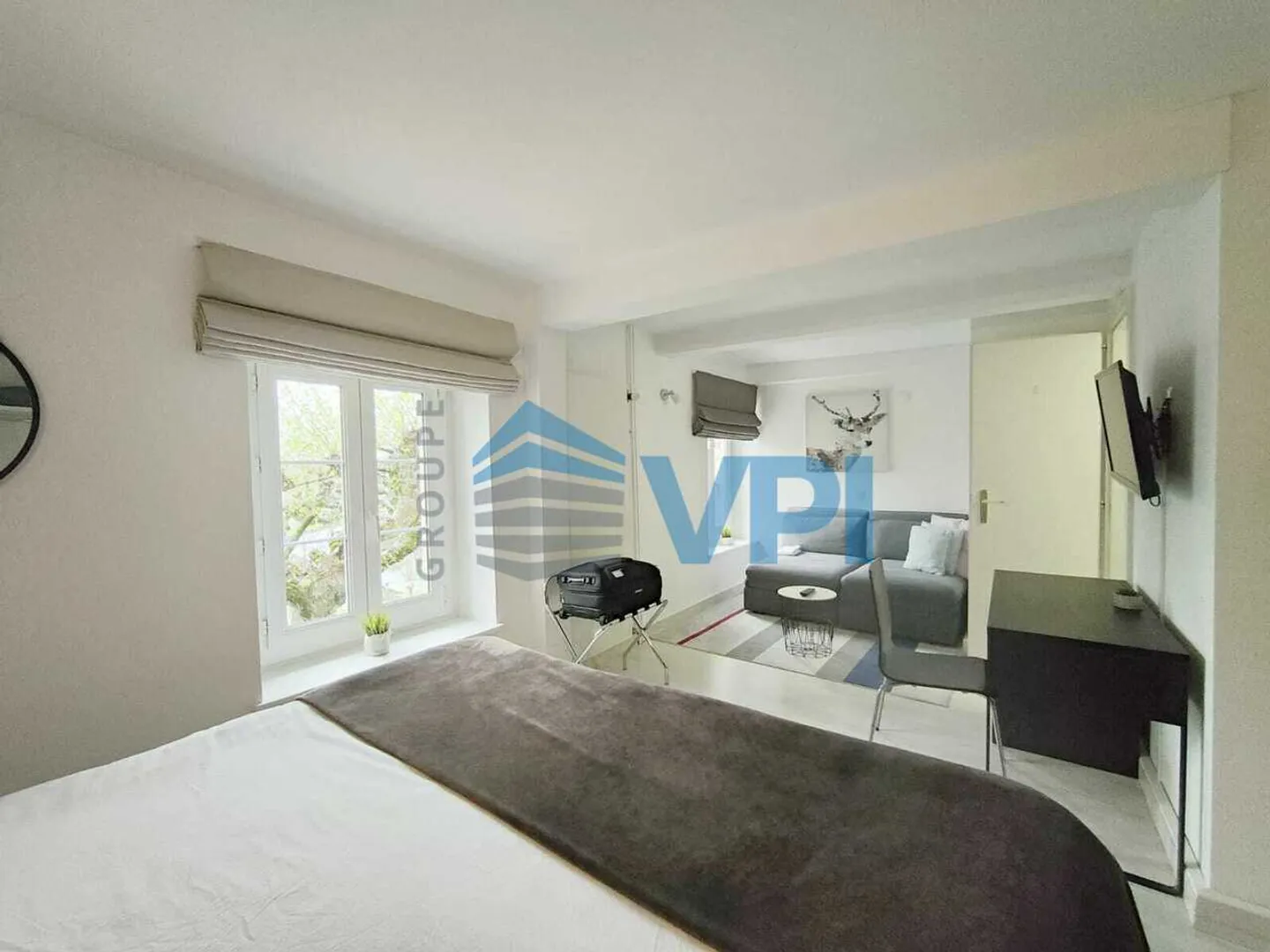 Hotel for sale - Photo 4 of 5