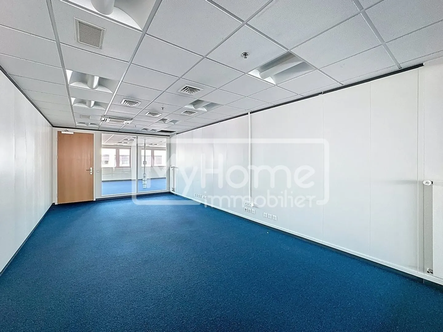 Grand espace commercial de 1'485 m2 sur 2 niveaux à Lonay - Photo 10 sur 12