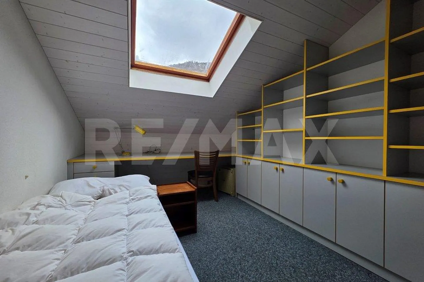 Exclusive Penthouse Living in Saas Grund, Valais - Photo 11 of 13