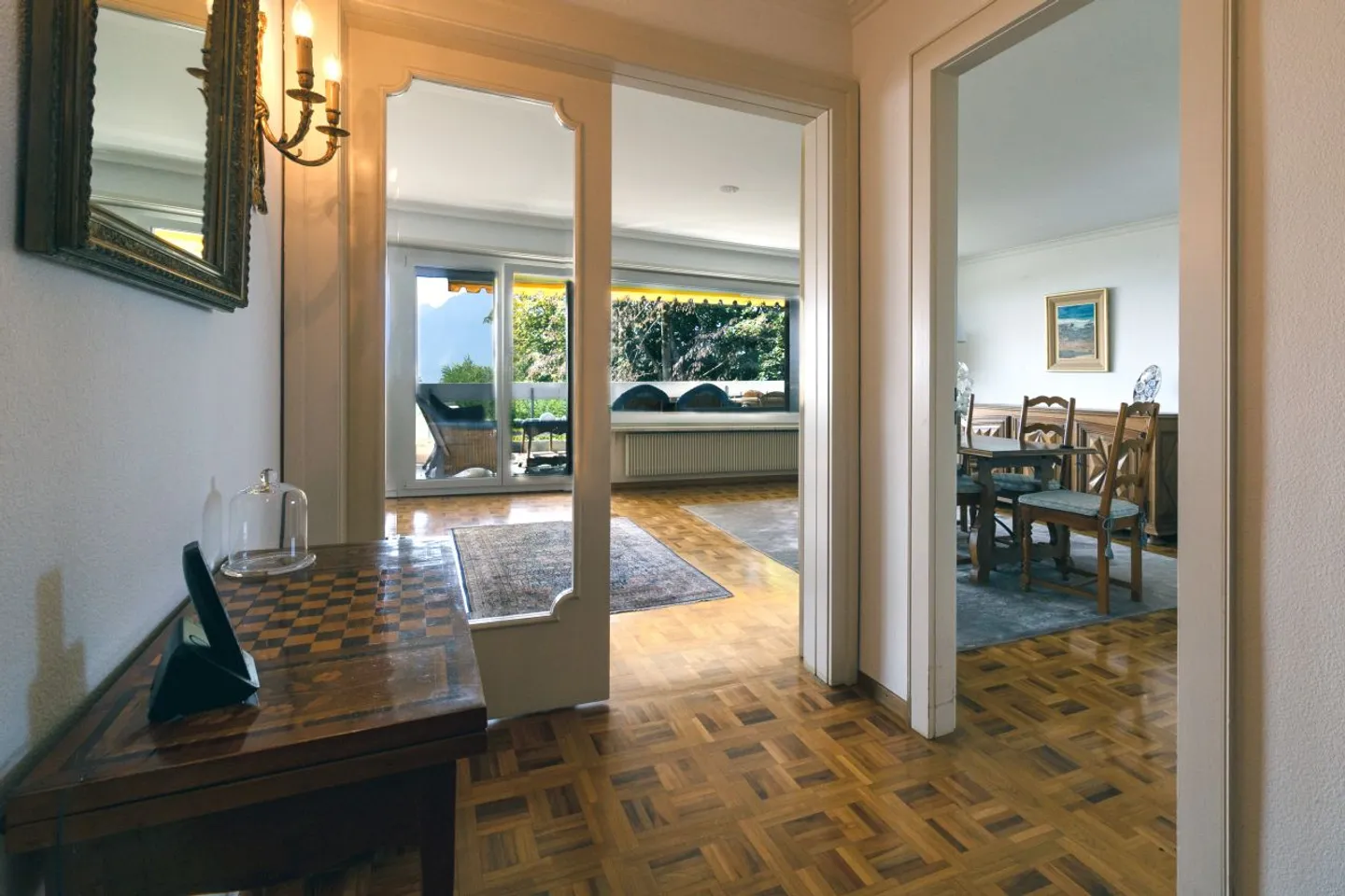 Zu vermieten - Schönes möbliertes 4.5-Zimmer-Apartment mit Seeblick in La Tour-de-Peilz (VD) - Foto 8 di 13