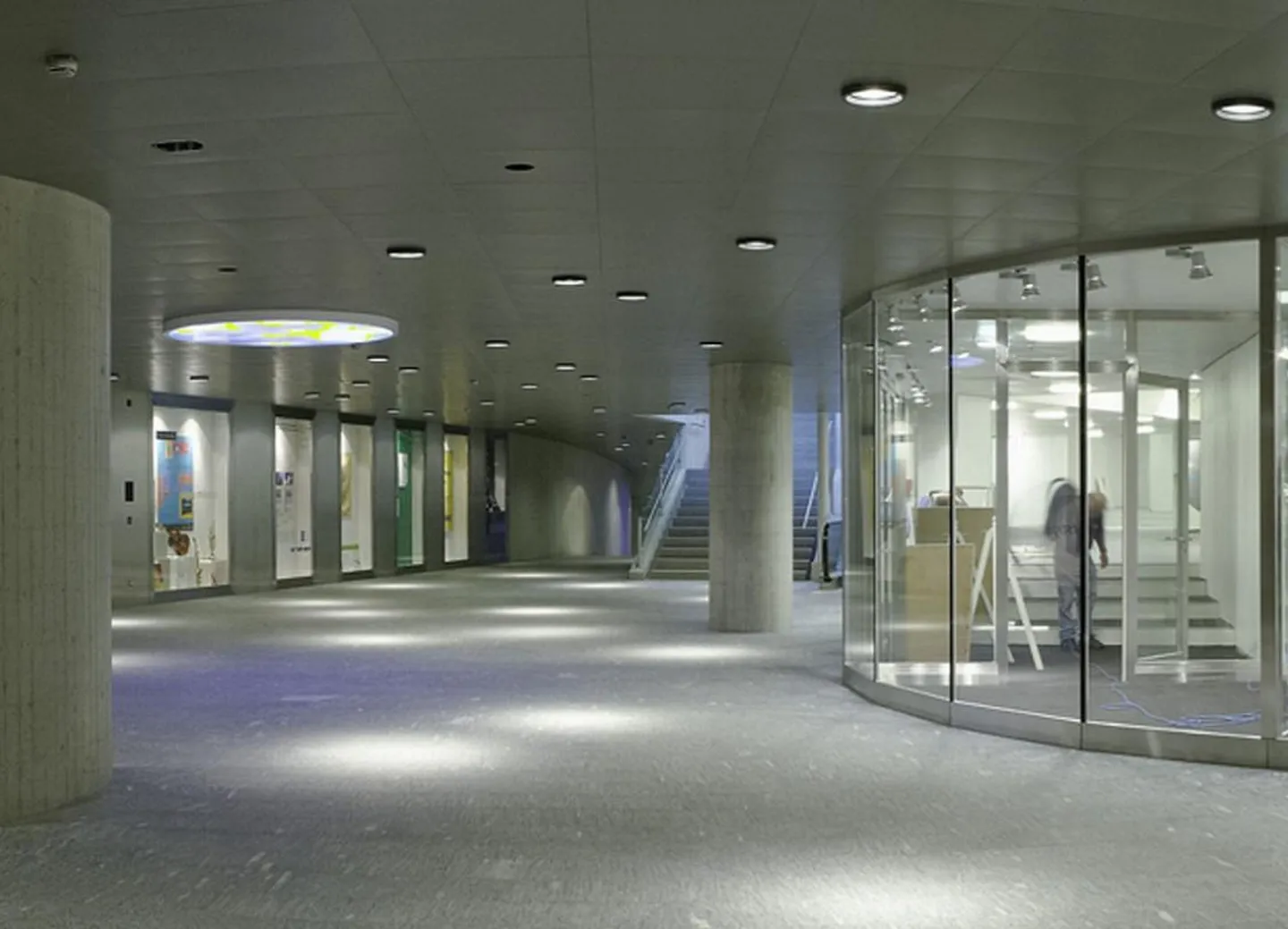 Large Sales Room at the Brühltor Passage - Photo 10 of 11