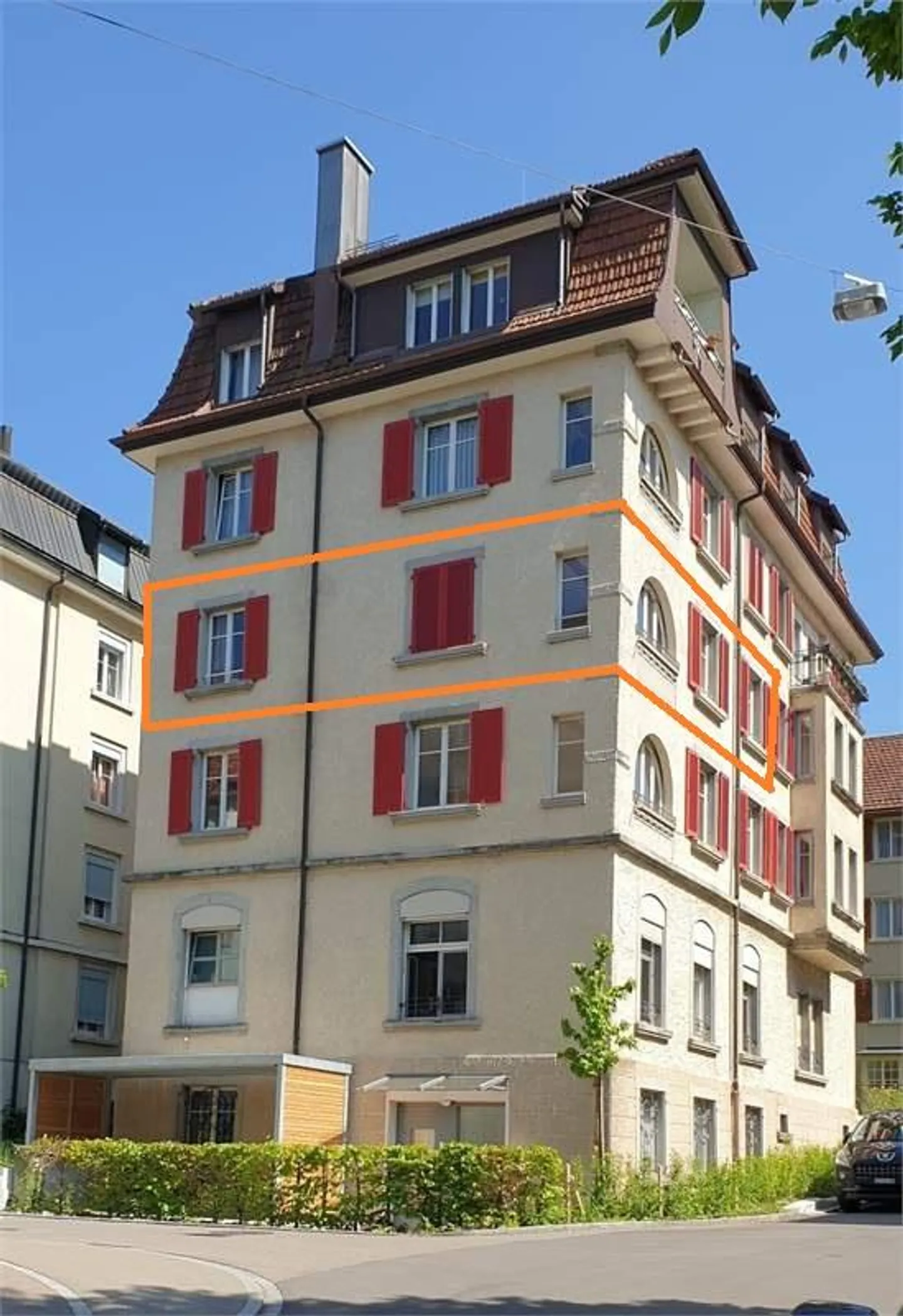 Quiet 4.5 Room City Apartment with Living Kitchen in the Sömmerli District - Photo 2 of 14