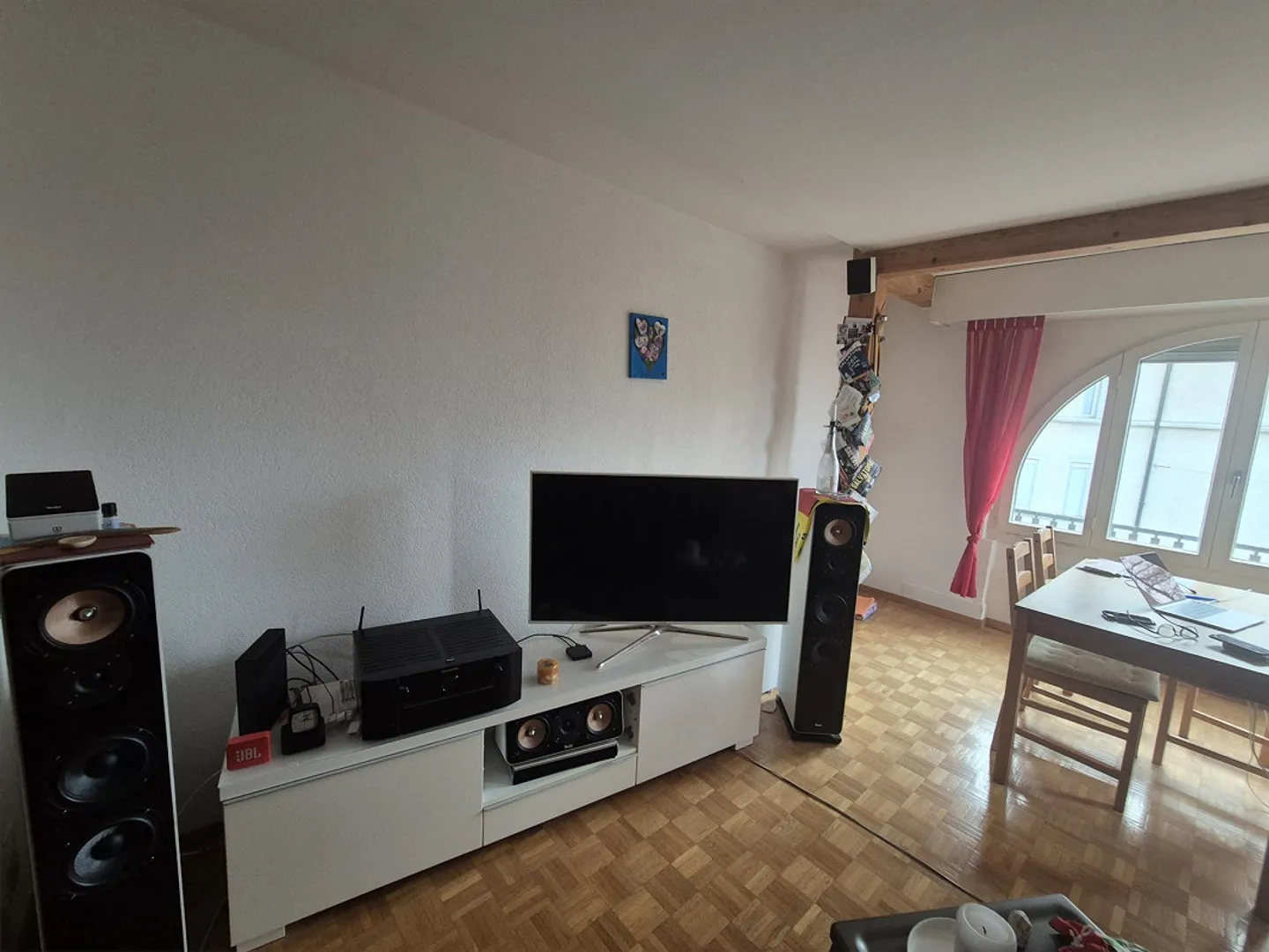 Quiet 4.5 Room City Apartment with Living Kitchen in the Sömmerli District - Photo 8 of 14