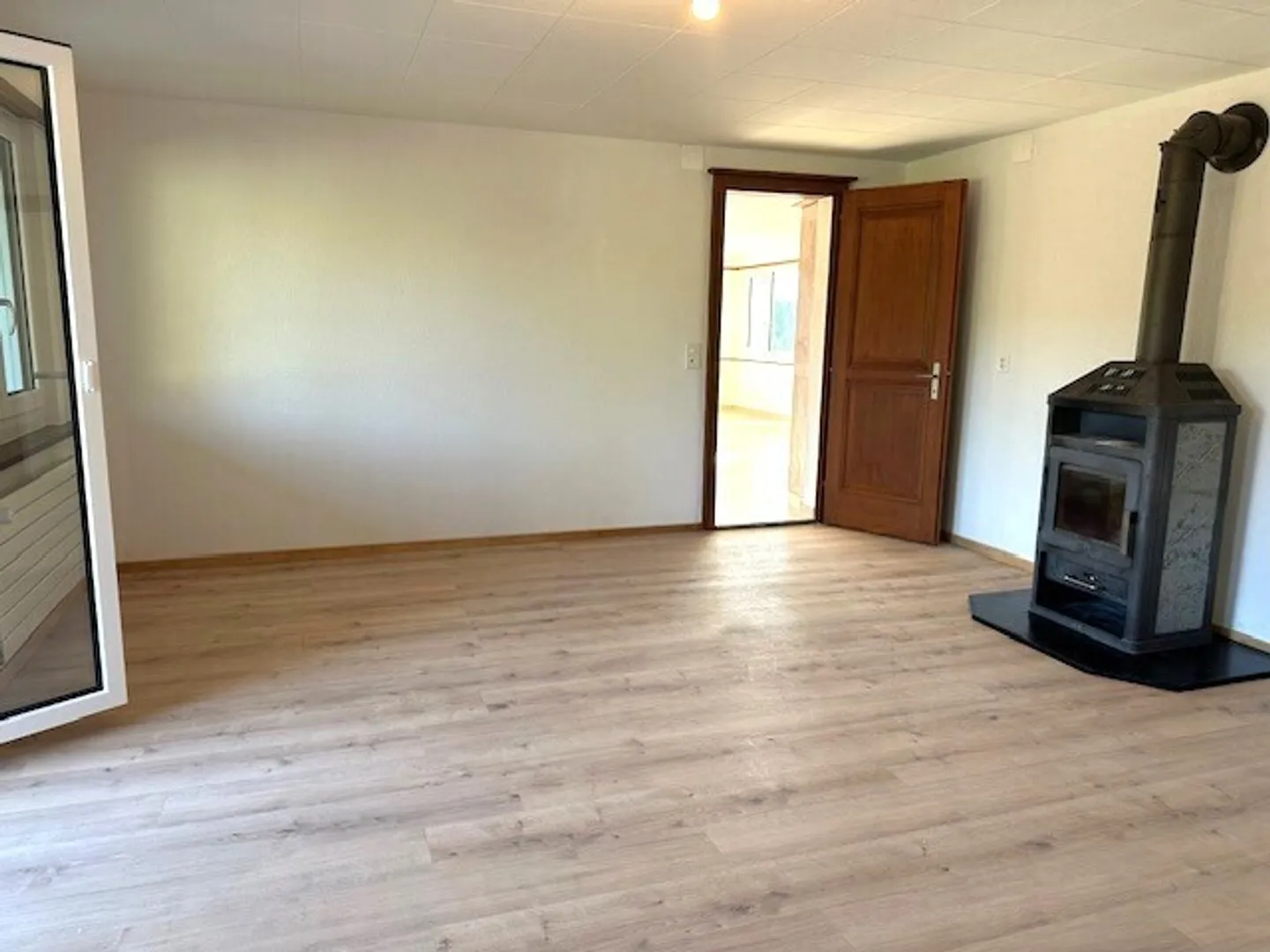 Charmant Appartement au Rez-de-Chaussée - Photo 2 sur 7