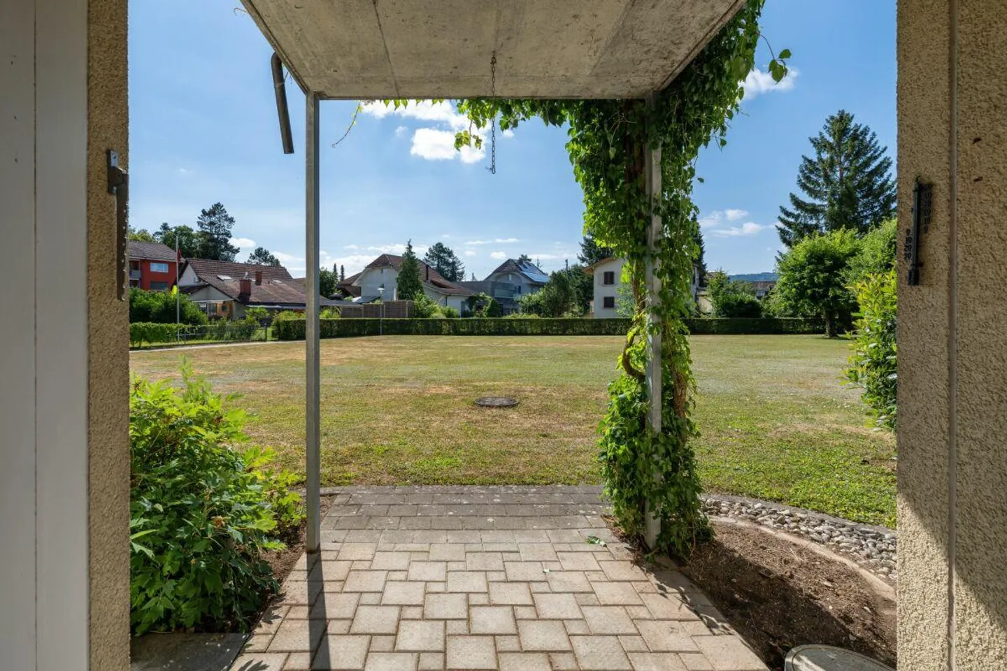 3.5-room apartment in a charming, age-appropriate multi-family house - Photo 13 of 14