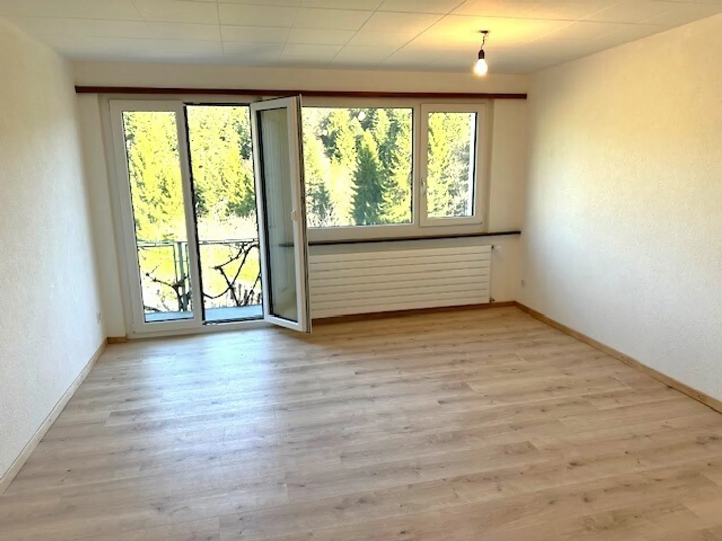 Charmant Appartement au Rez-de-Chaussée - Photo 3 sur 7