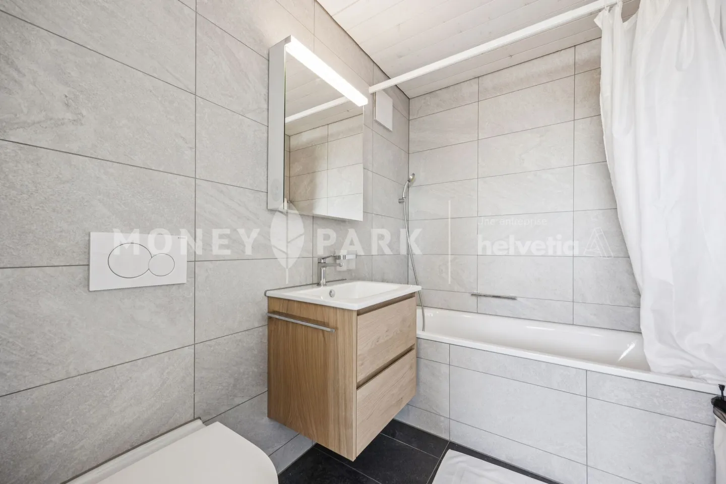 Bel appartement moderne en attique à Lengnau - Photo 9 sur 10