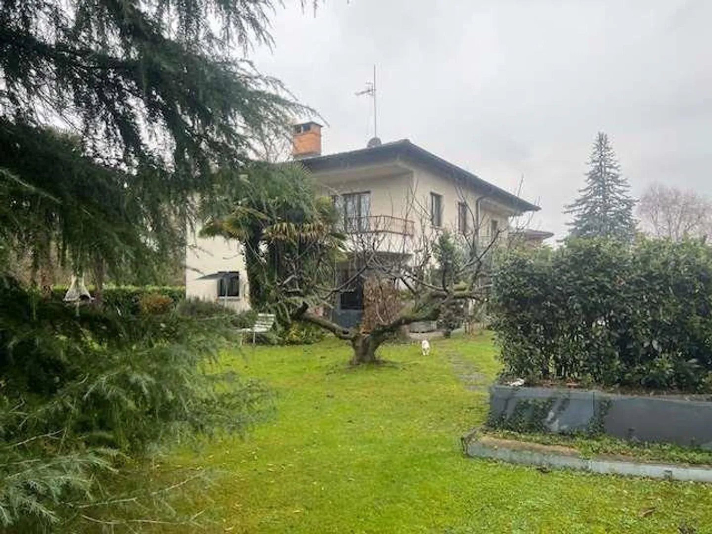 Eleganz und Raum im Herzen von Coldrerio - Foto 2 von 9