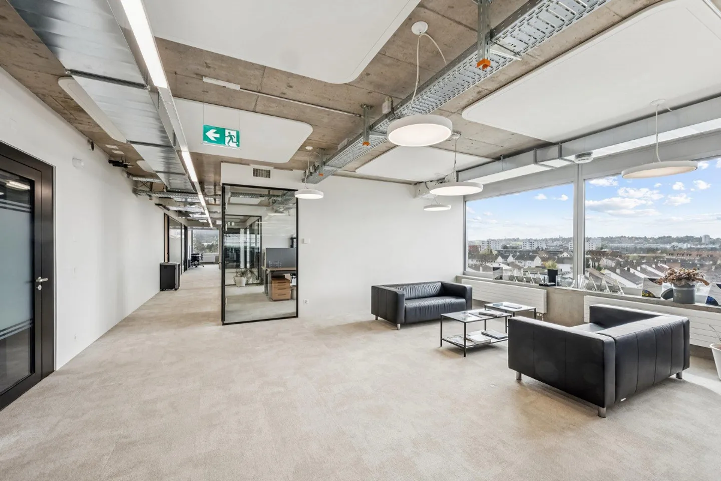 Ready-to-move-in Offices with Dream View – Business City Polyfeld - Photo 8 of 12