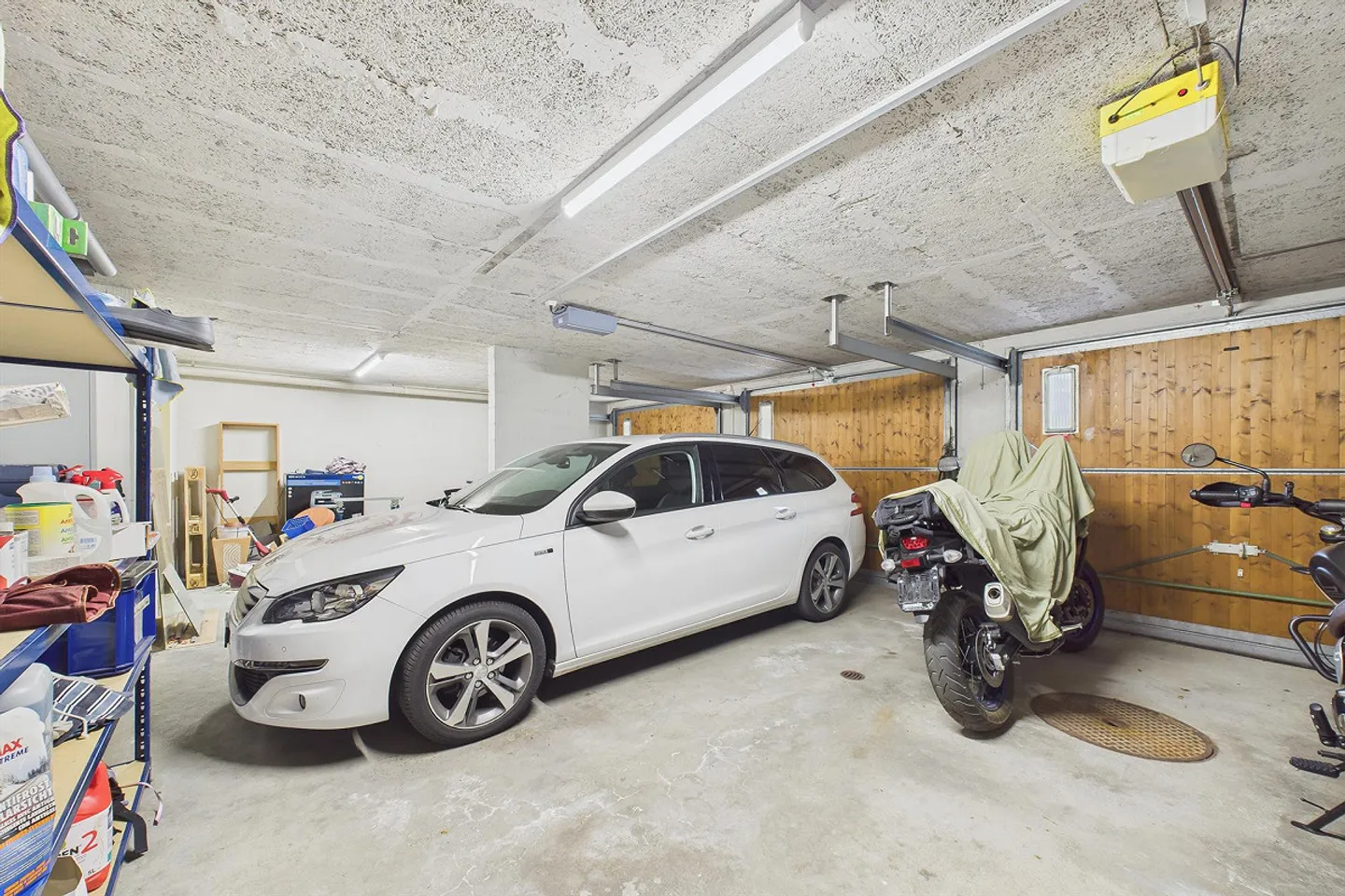 Villa maestosa sopra i tetti di Lyss - Foto 27 di 28