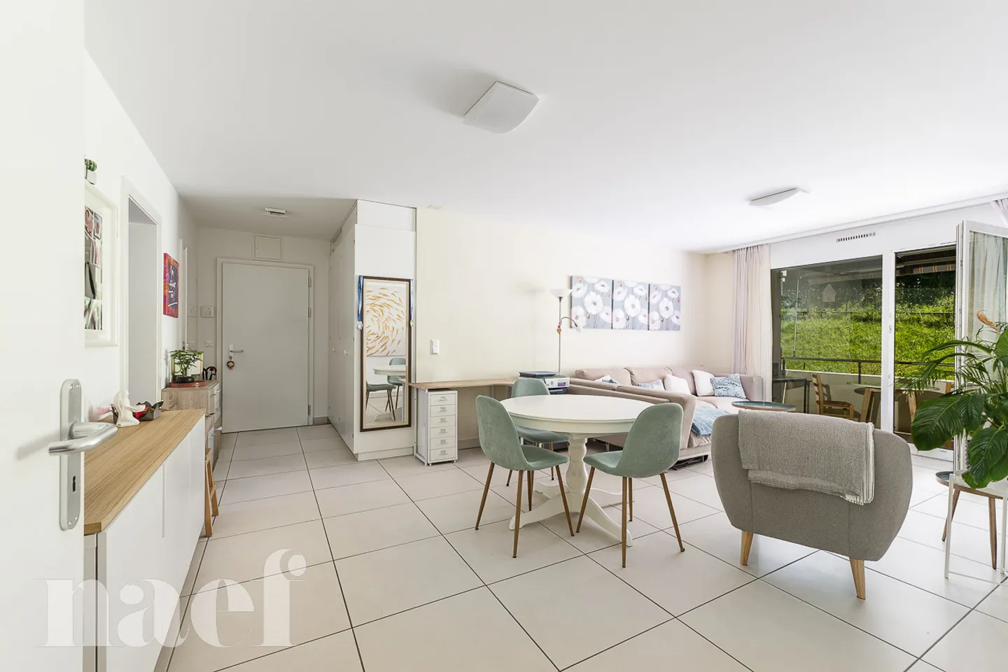 Wohnung mit 4.5 Zimmern und Balkon zum Verkauf, zwei Schritte vom Zentrum von Vevey entfernt - Photo 4 sur 12