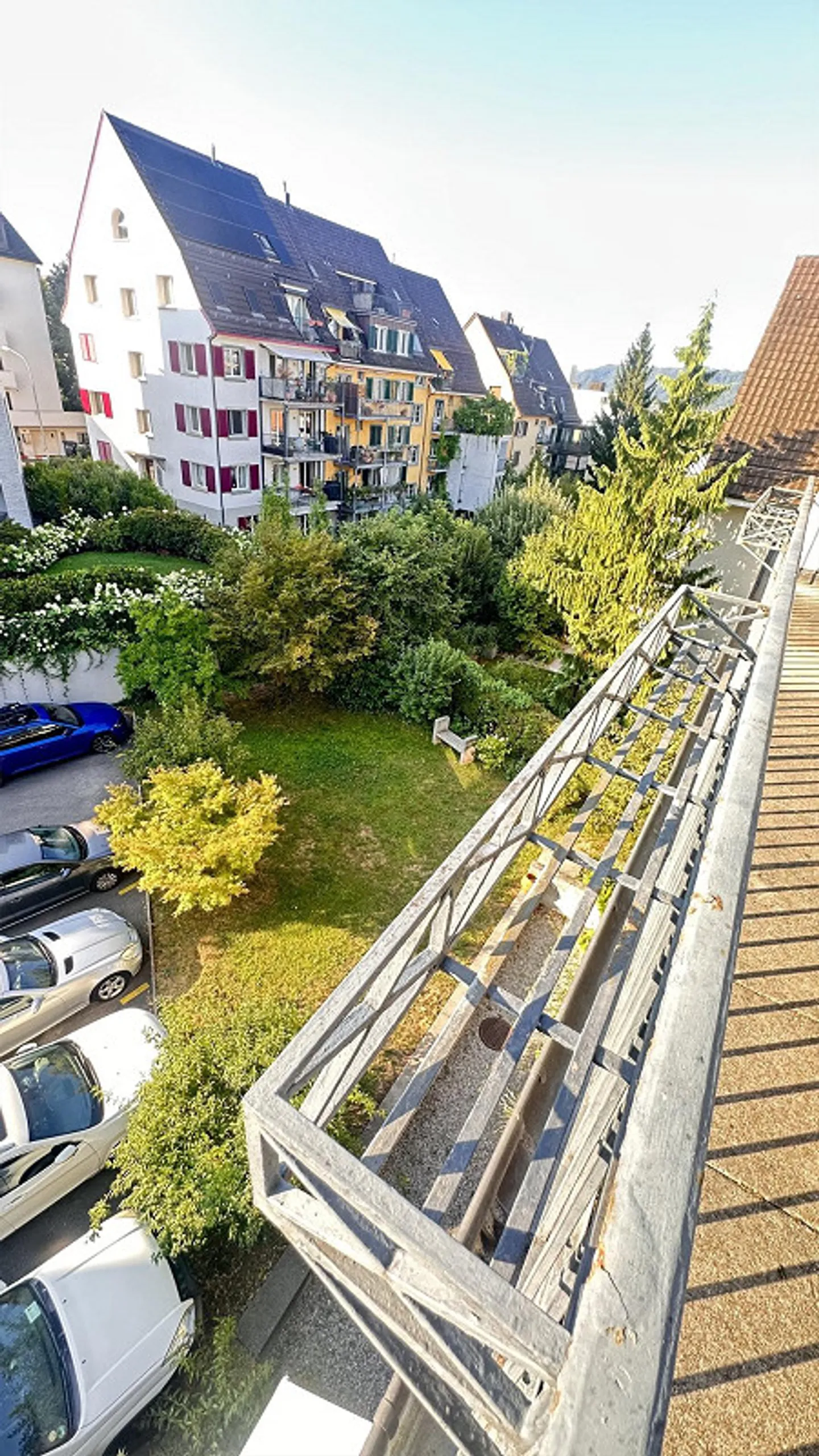 Appartement sous les combles de 3,5 pièces avec charme dans un emplacement central à Zurich - Photo 4 sur 4