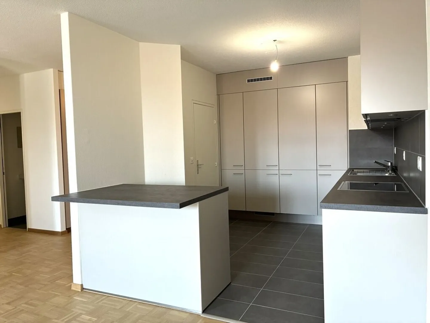 Appartement rénové à Genève - Photo 4 sur 10
