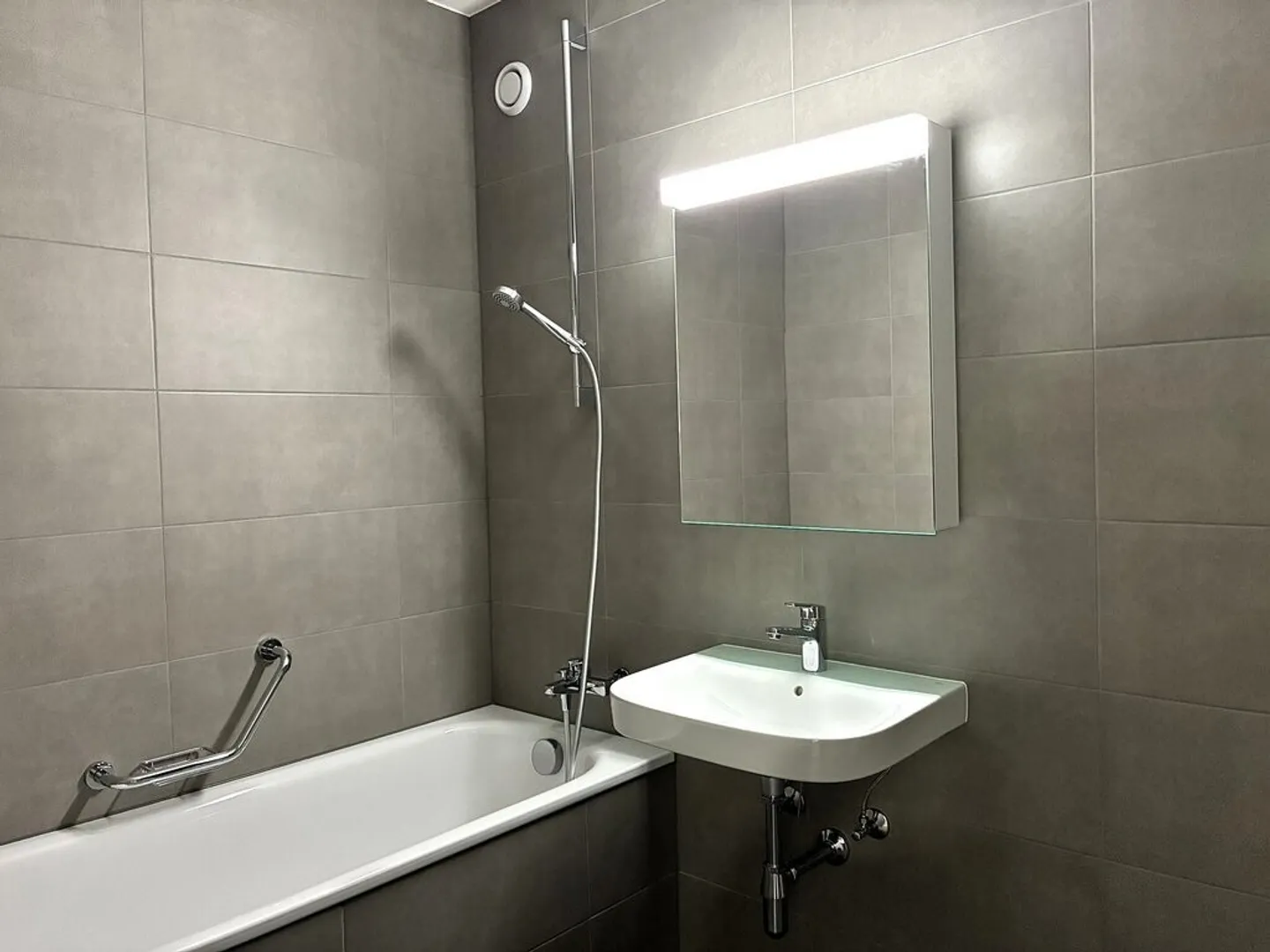 Appartement rénové à Genève - Photo 7 sur 10