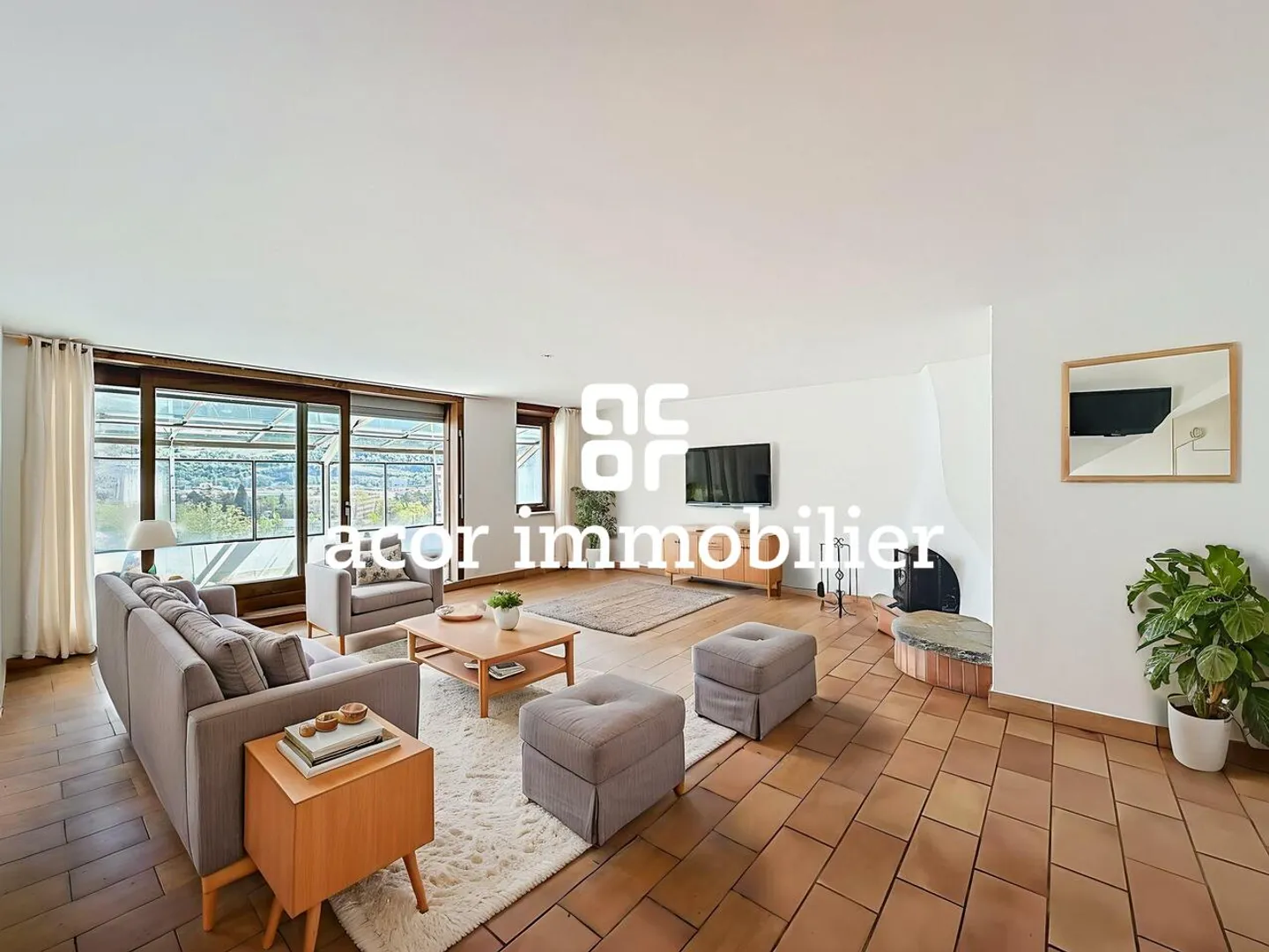 Appartamento in vendita - Foto 2 di 3