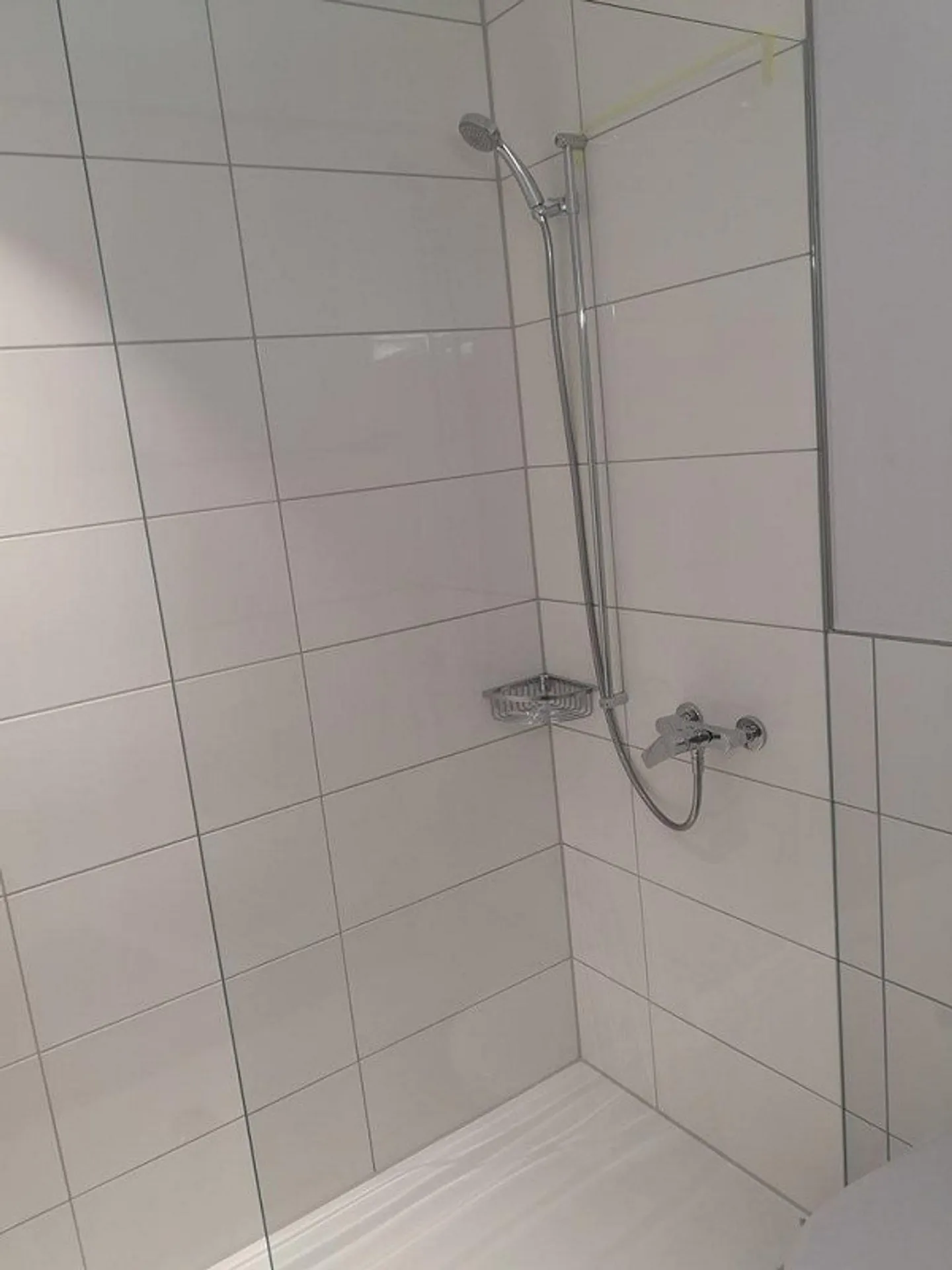 Appartamento moderno 1.5 camere con balcone spazioso - Foto 7 di 8
