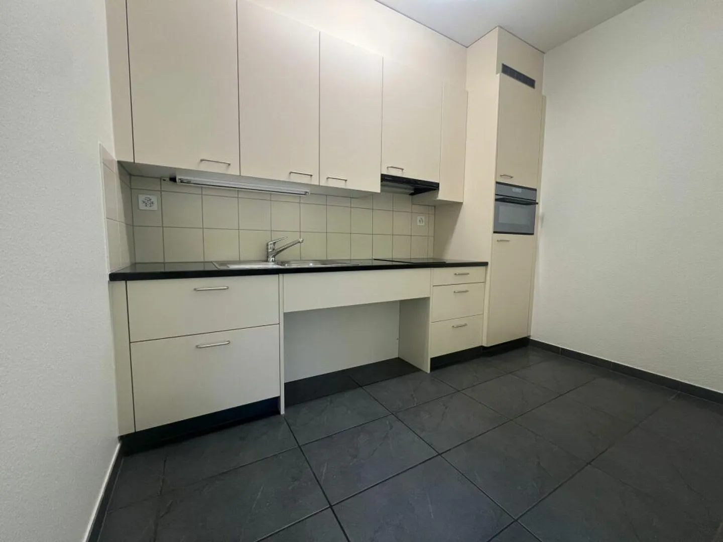 rollstuhlgerechte 1-Zimmerwohnung in Riehen - Foto 4 von 5
