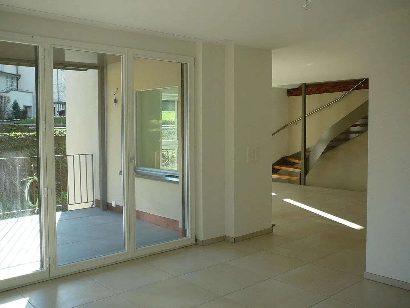 Single-family house in a central location - Photo 2 of 4