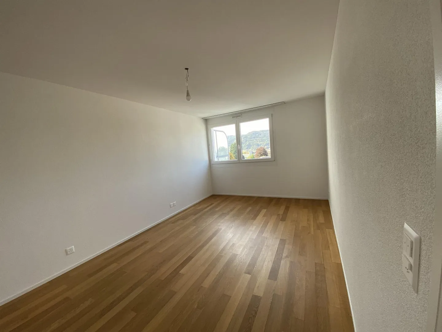 Moderne Attikawohnung mit Terrasse - Foto 6 von 10