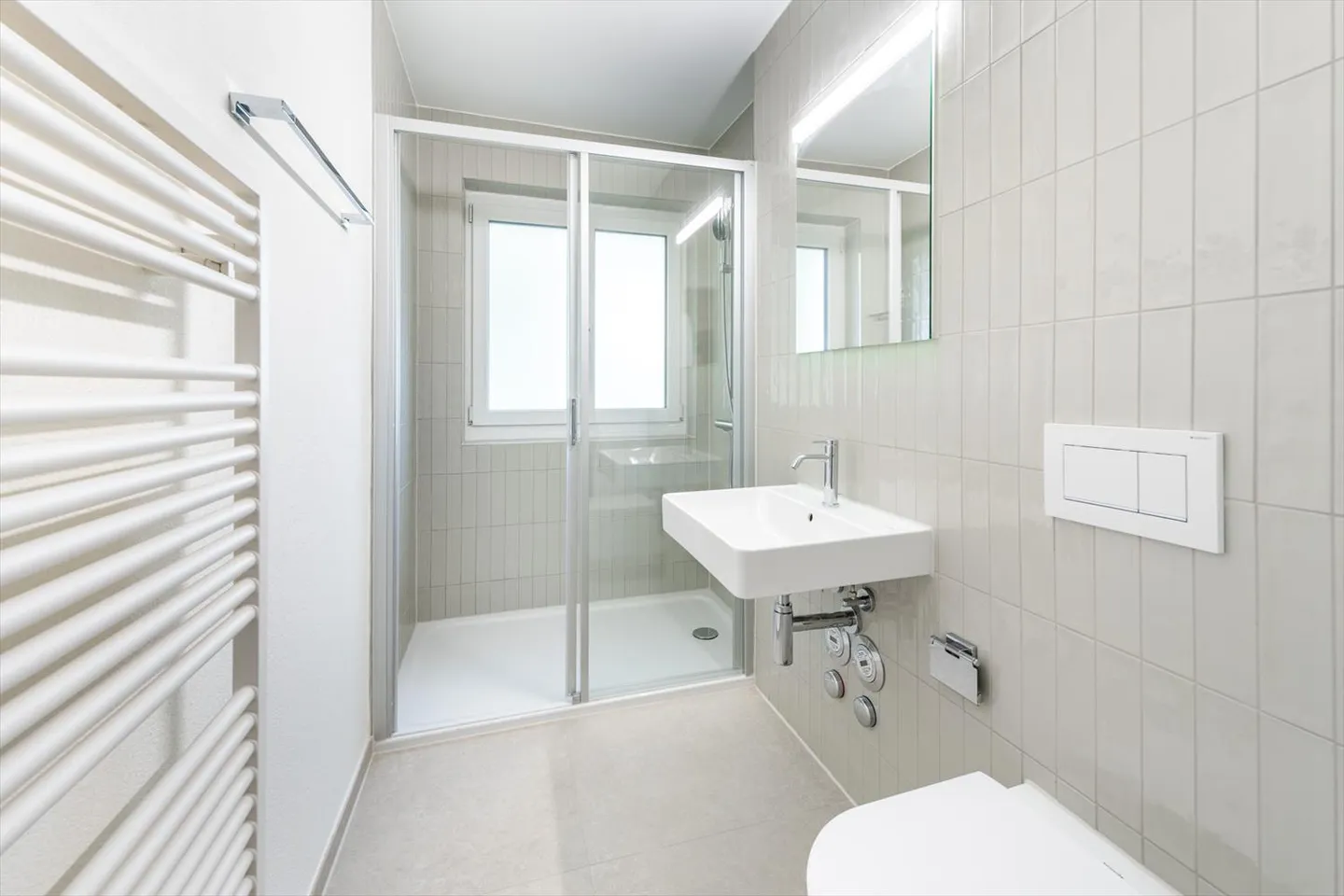 Freshly renovated - Central - Your new home? - Photo 11 of 12