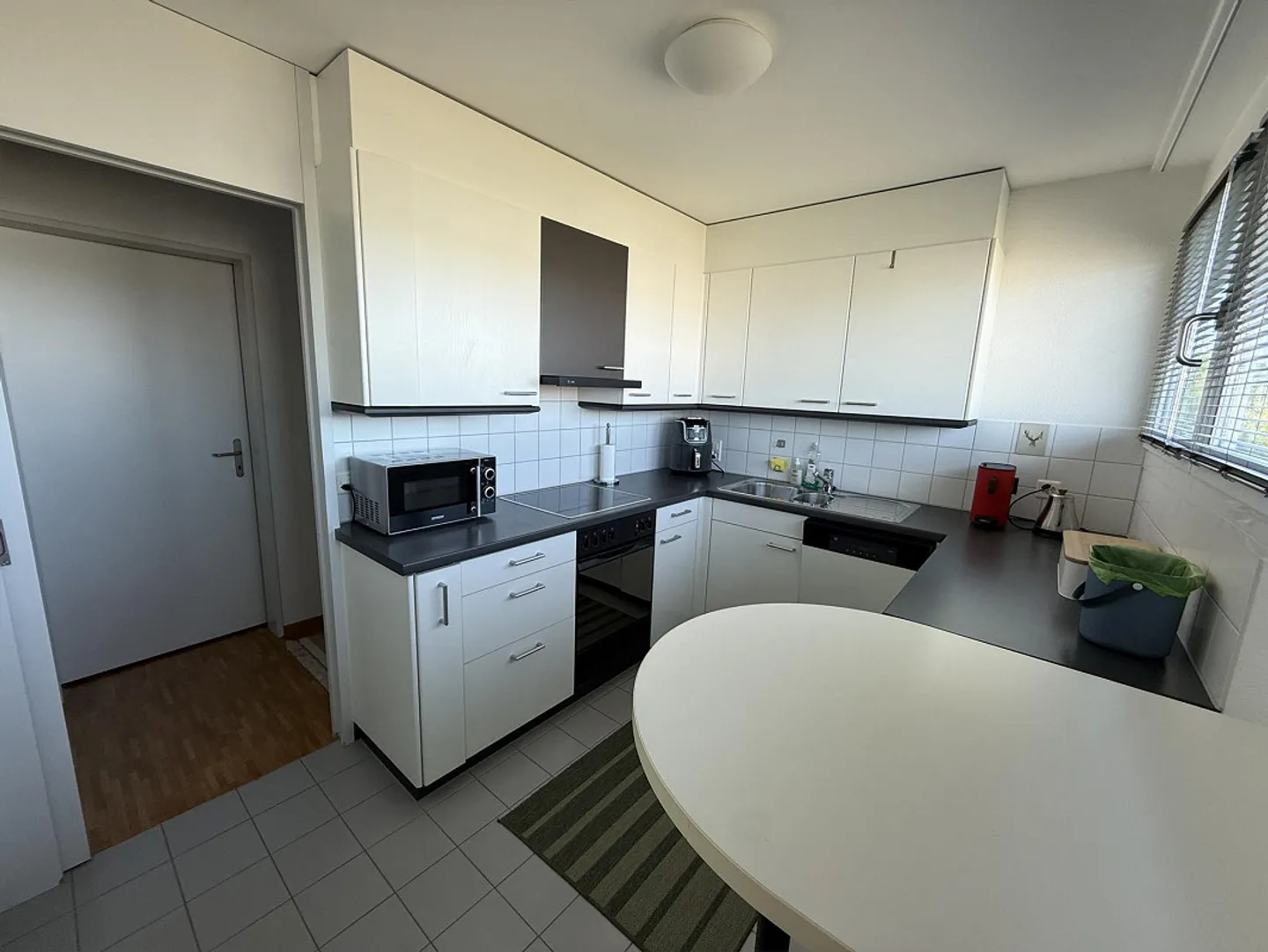3.5 Room Apartment - Photo 6 of 8