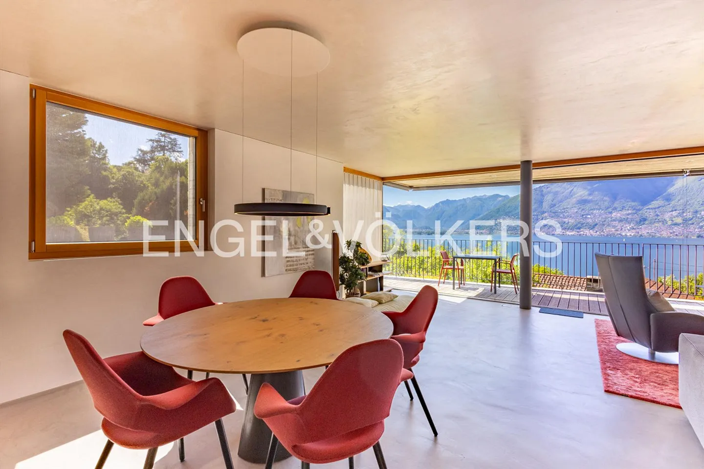 Moderne Villa mit Seeblick - Foto 7 von 16