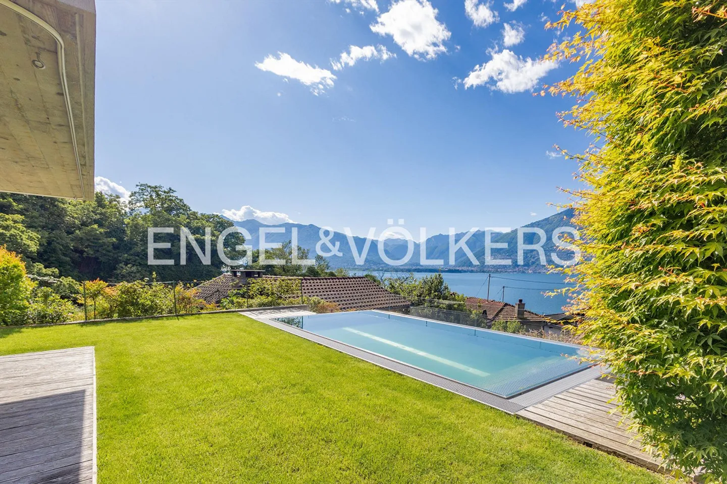 Moderne Villa mit Seeblick - Foto 15 von 16