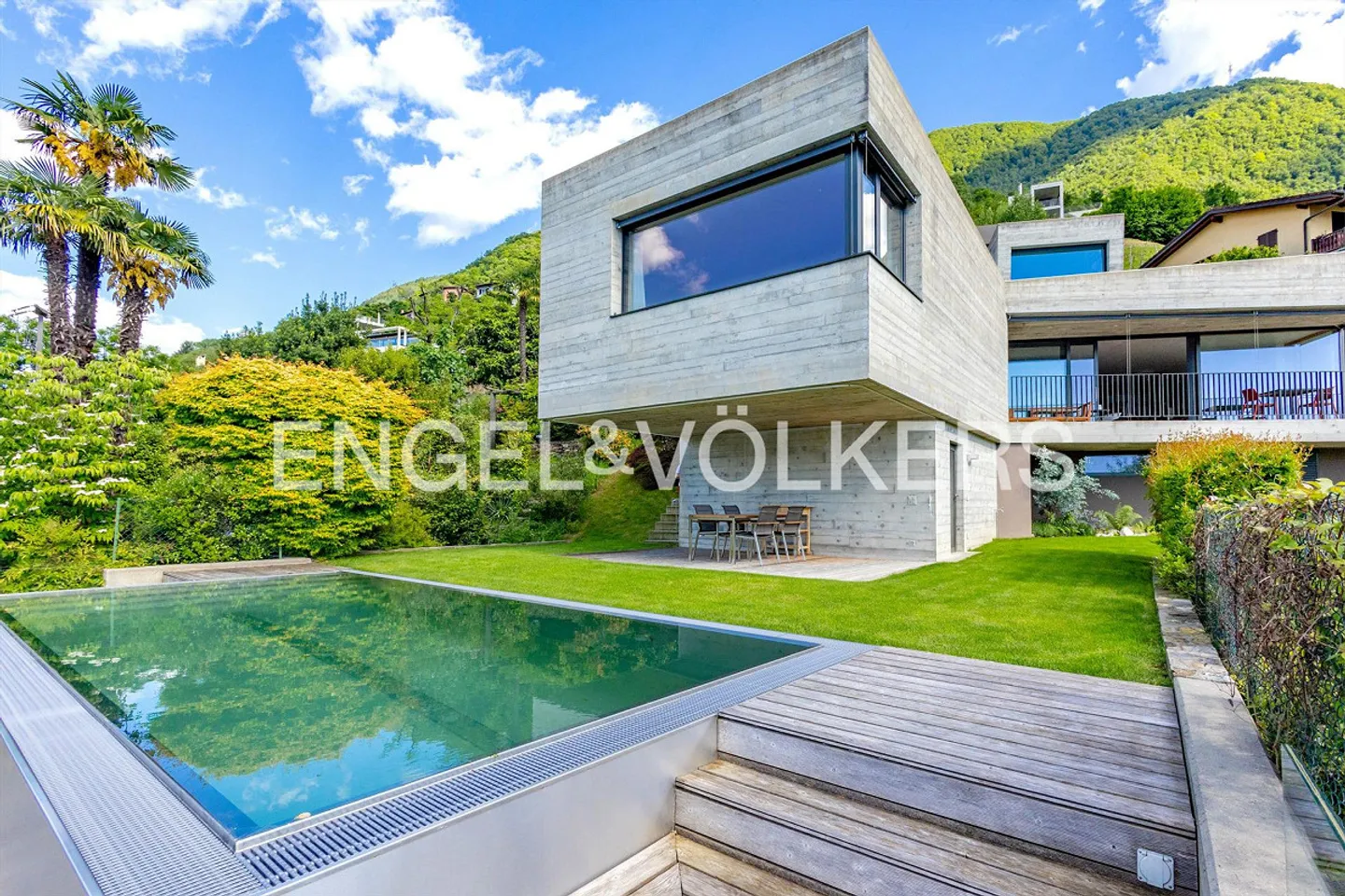 Moderne Villa mit Seeblick - Foto 16 von 16
