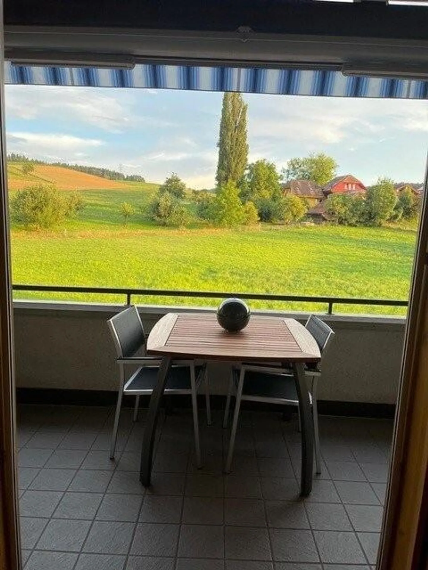 Appartement sous les combles attrayant et charmant de 3,5 pièces à louer à Hettiswil - Photo 12 sur 12