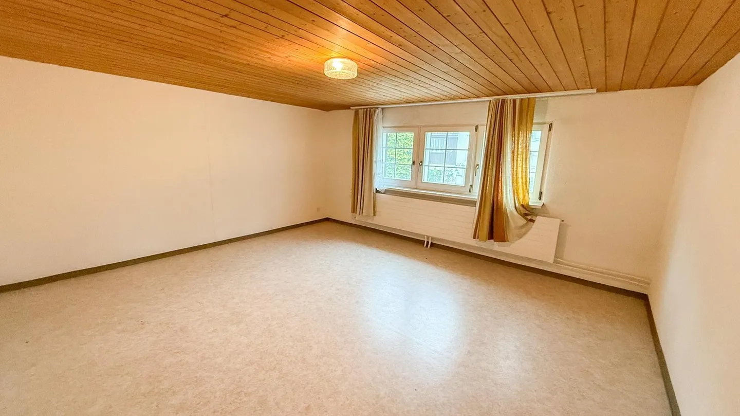 Interessante Investitionsanlage Herisau: 2 Häuser mit 3 Wohnungen – attraktives Paket - Photo 5 of 9