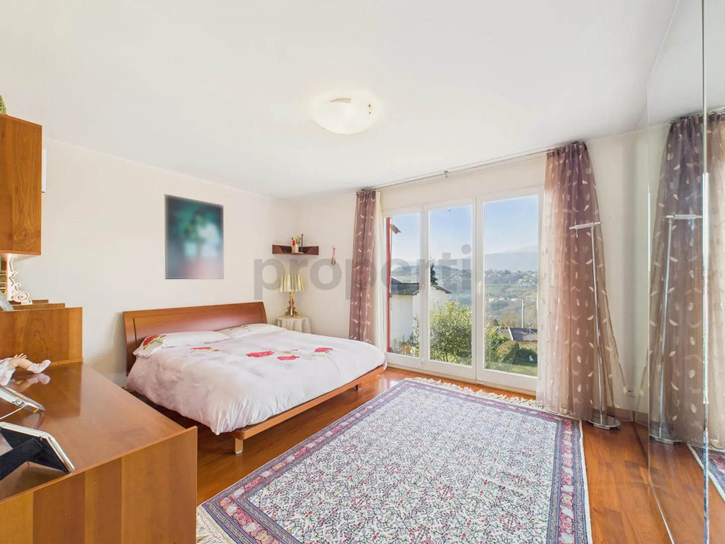 Elegant detached house with 6.5 rooms, garden, and open view in Davesco-Soragno - Photo 5 of 14
