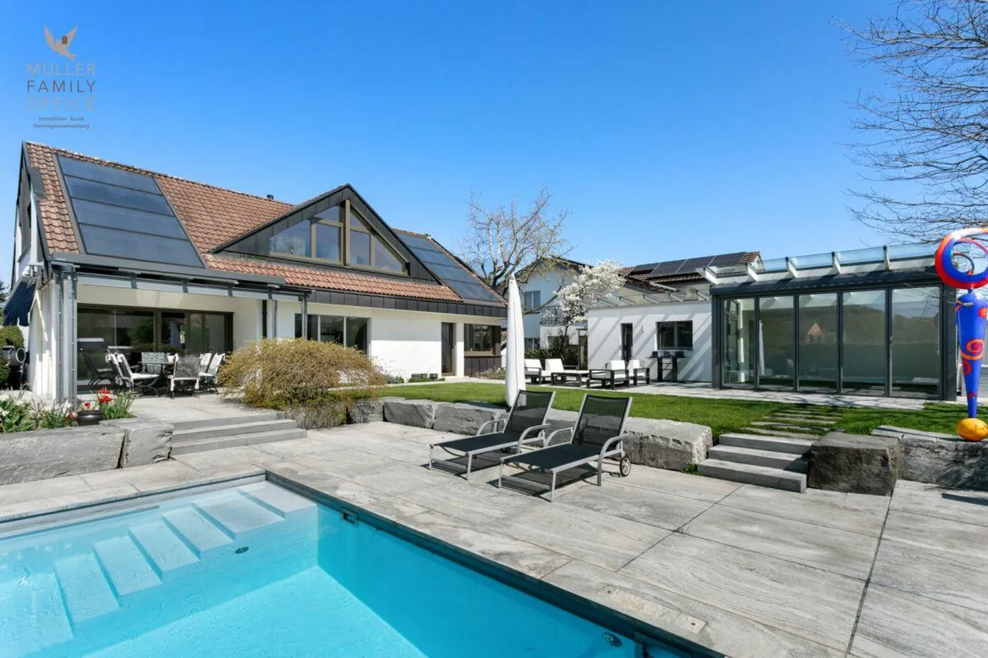 Elegant Single-Family Home with Dreamlike Garden and Pool Oasis - Photo 3 of 13