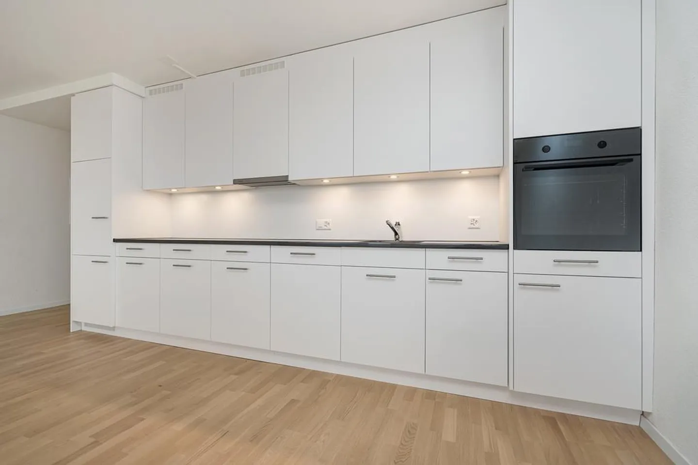 Are you the first tenant after the renovation? - Photo 2 of 11