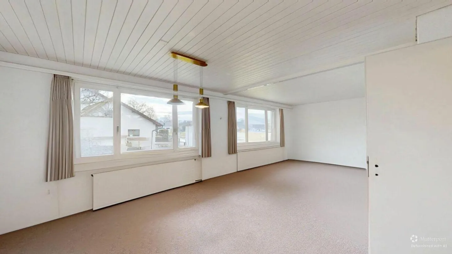 Charming Family Home with Garden - Photo 11 of 17