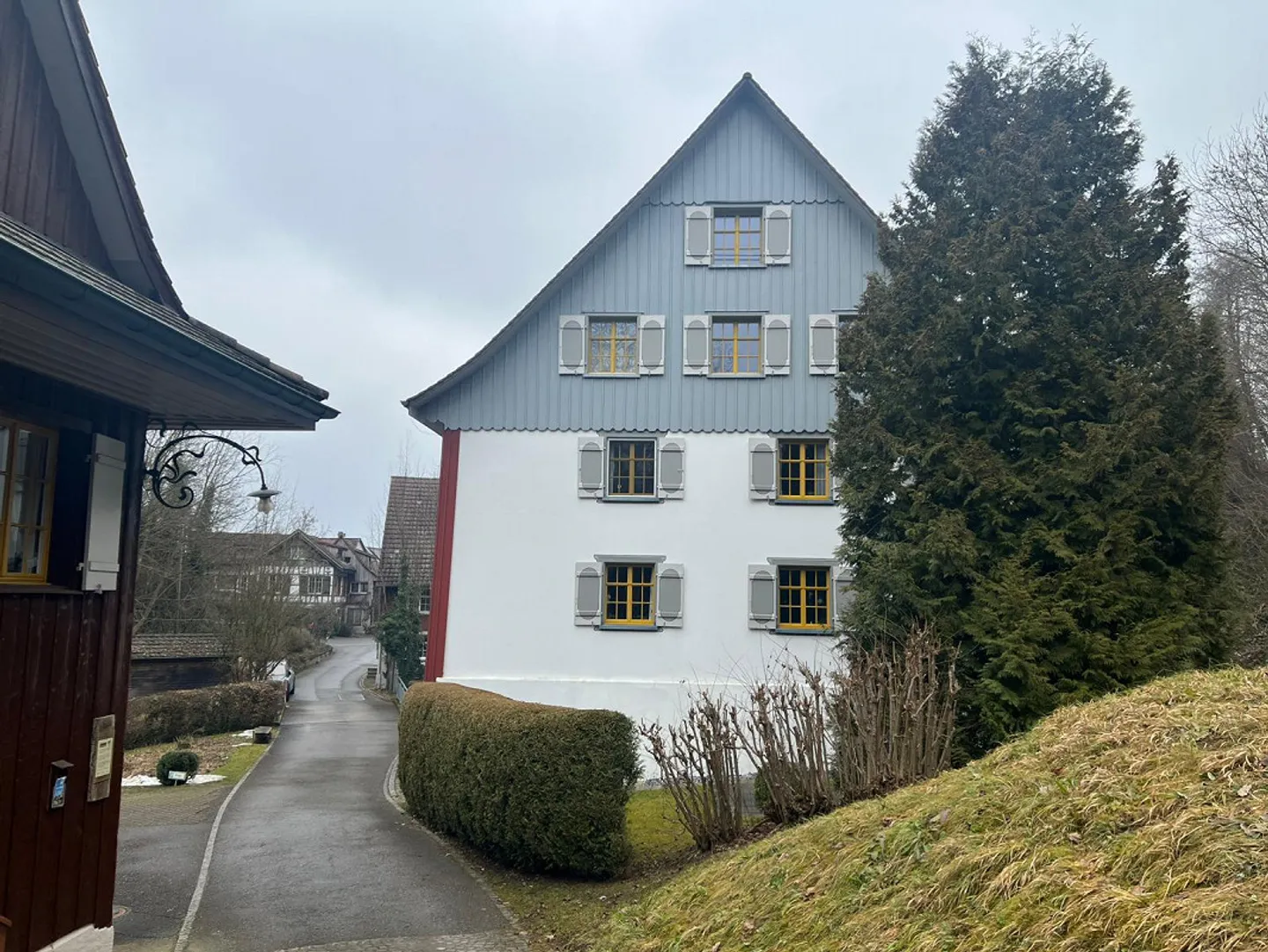 Ampio appartamento mansardato con galleria - Foto 9 di 9