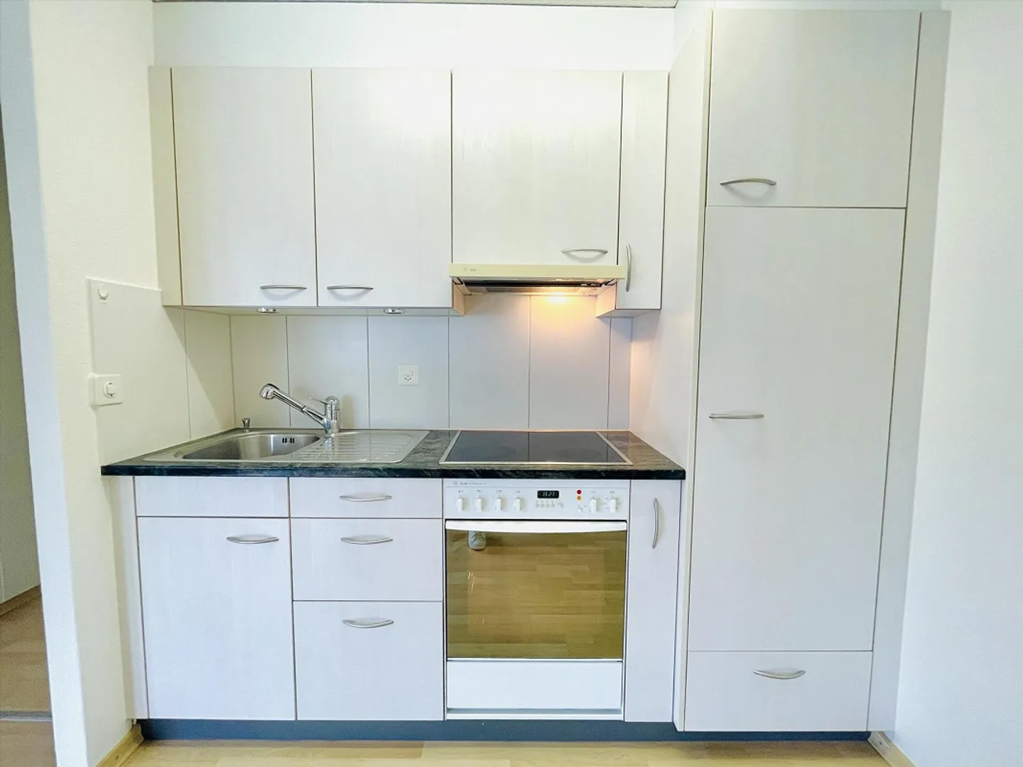 Apartment for rent - Photo 1 of 1