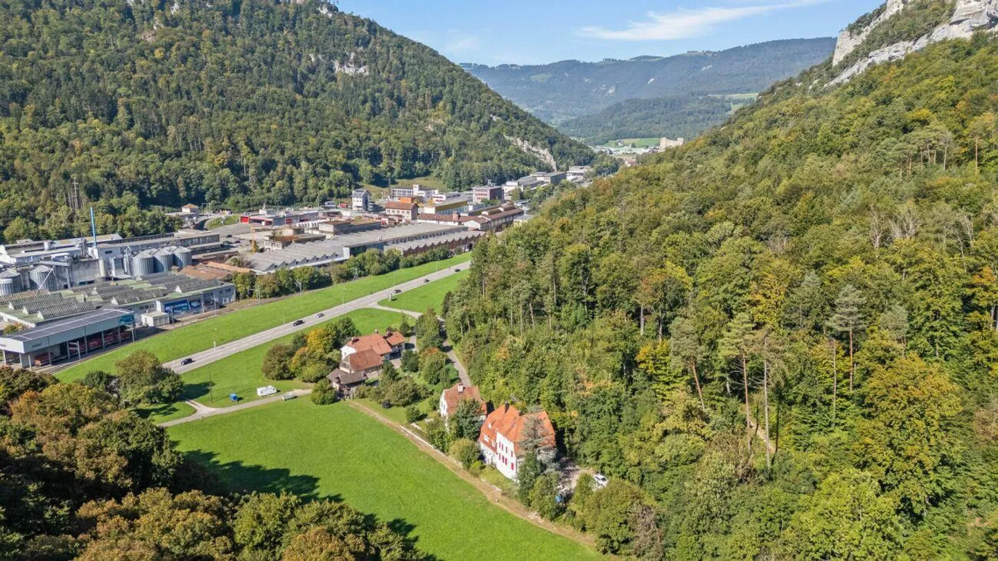 Casa bifamiliare con appartamento ai margini della zona edificabile - Foto 17 di 18