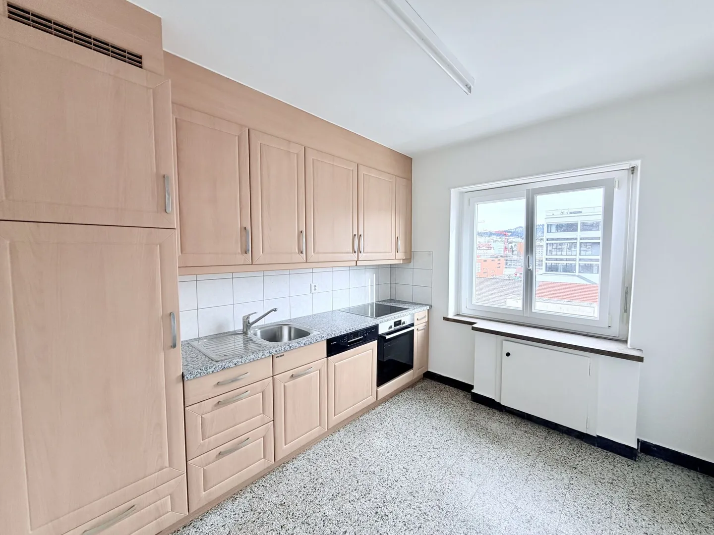 Luminoso! Appartamento di 3.0 stanze con balcone - Foto 1 di 5