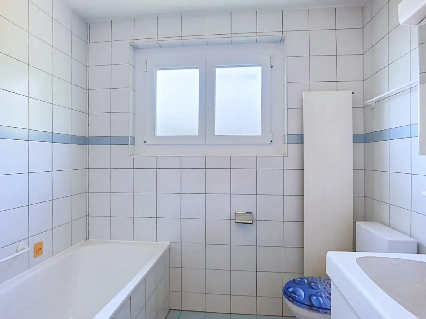 Spacious and bright, 4.5 rooms for rent from 1.09.26 - Photo 8 of 12