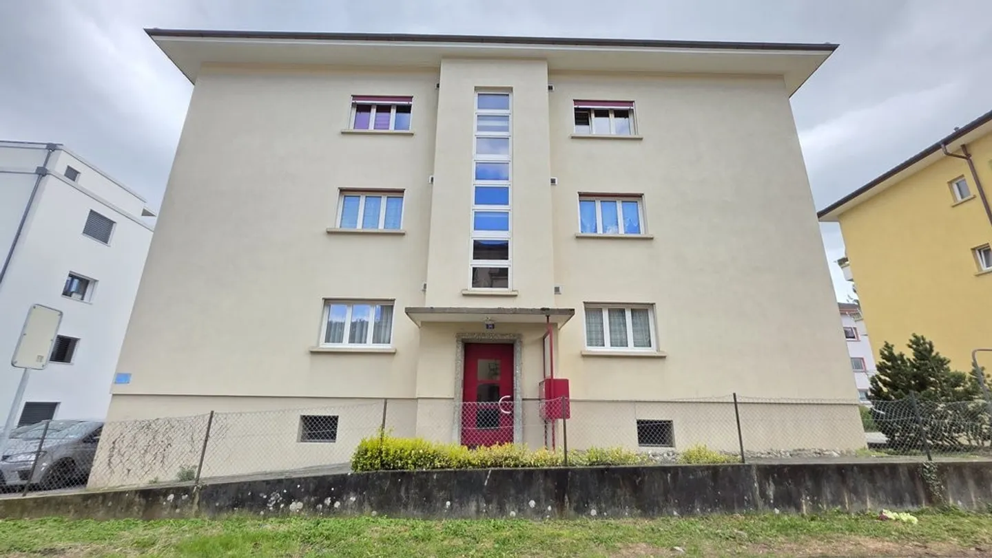 2-Zimmer-Wohnung im 2. Stock Ost - Foto 2 von 2