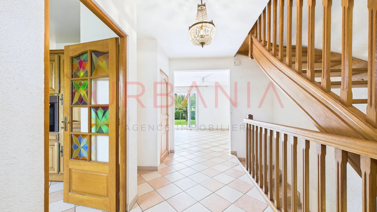 Terraced house to refresh in a sought-after area of Vessy - Photo 6 of 15