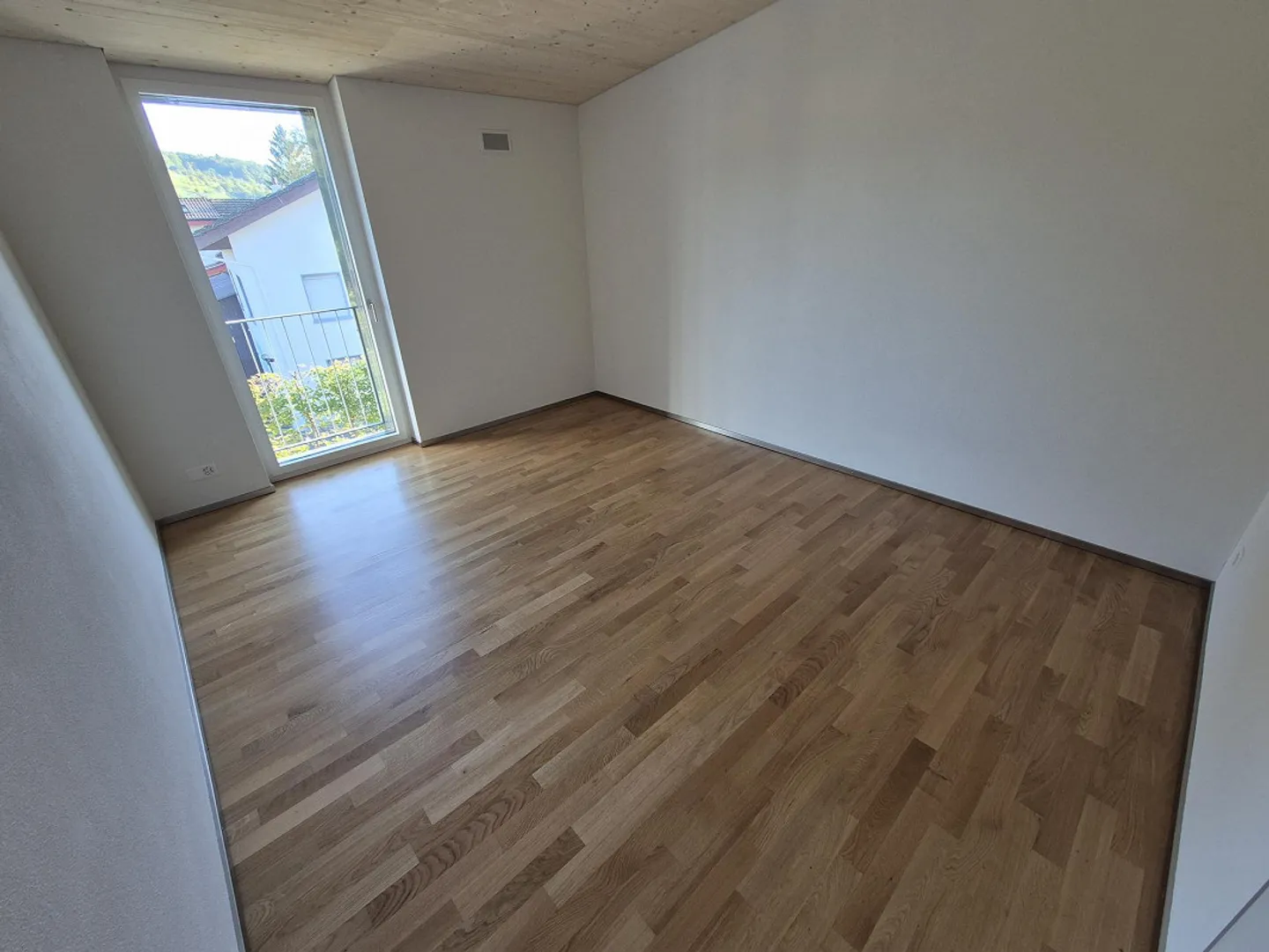 Modern 3.5-room terraced house in a quiet location in Ziefen - Photo 5 of 12
