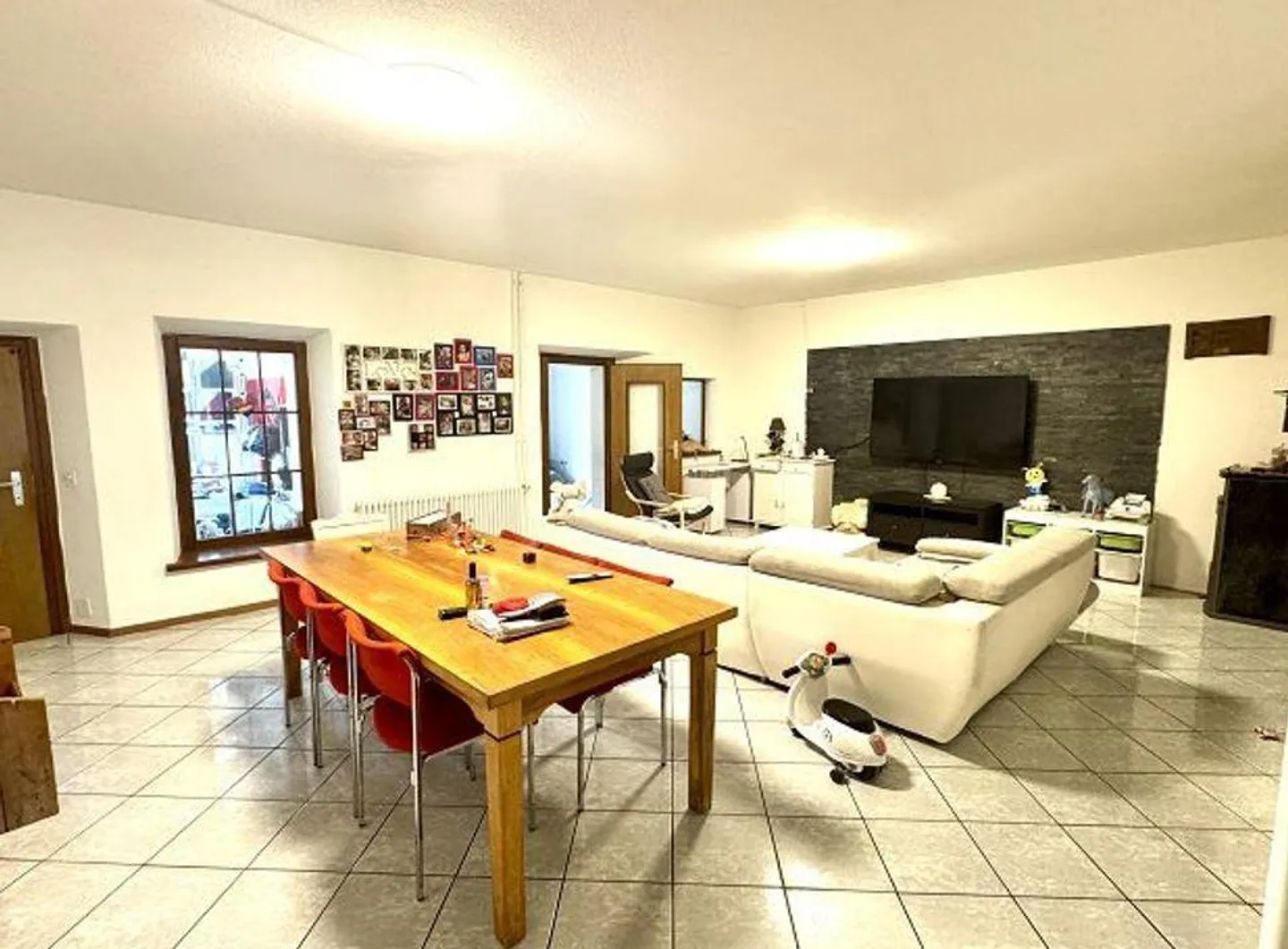7-room house with pergola and small garden near the lake - Photo 2 of 25