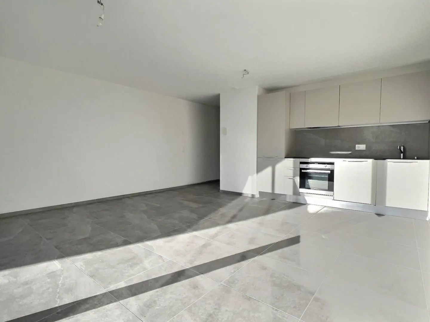 Nouvel appartement 2,5 pièces - Photo 4 sur 17